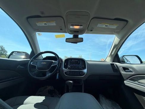 Used 2017 Chevrolet Colorado LT w/ LT Convenience Package RWD image 17