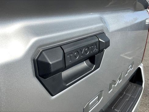 New 2025 Toyota Tacoma SR5 image 15