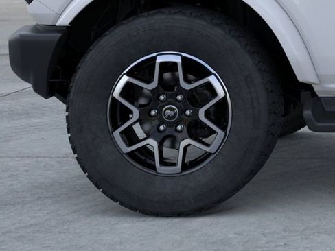 New 2026 Ford Bronco Outer Banks AWD/4WD image 21
