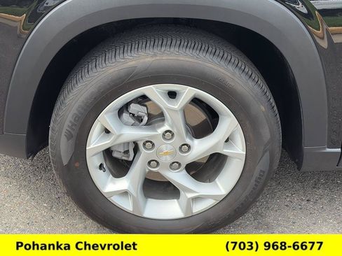 Certified 2024 Chevrolet Trax LS w/ LS Convenience Package FWD image 26