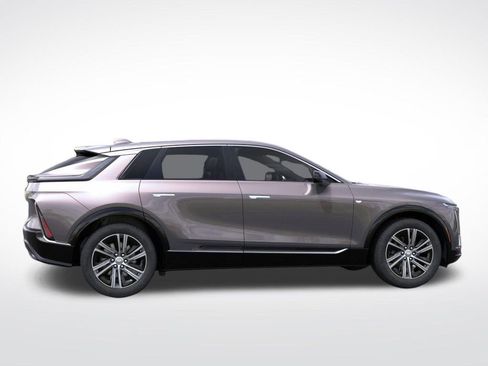 New 2026 Cadillac Lyriq Luxury AWD/4WD image 5