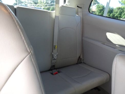 Used 2015 Buick Enclave Leather image 22