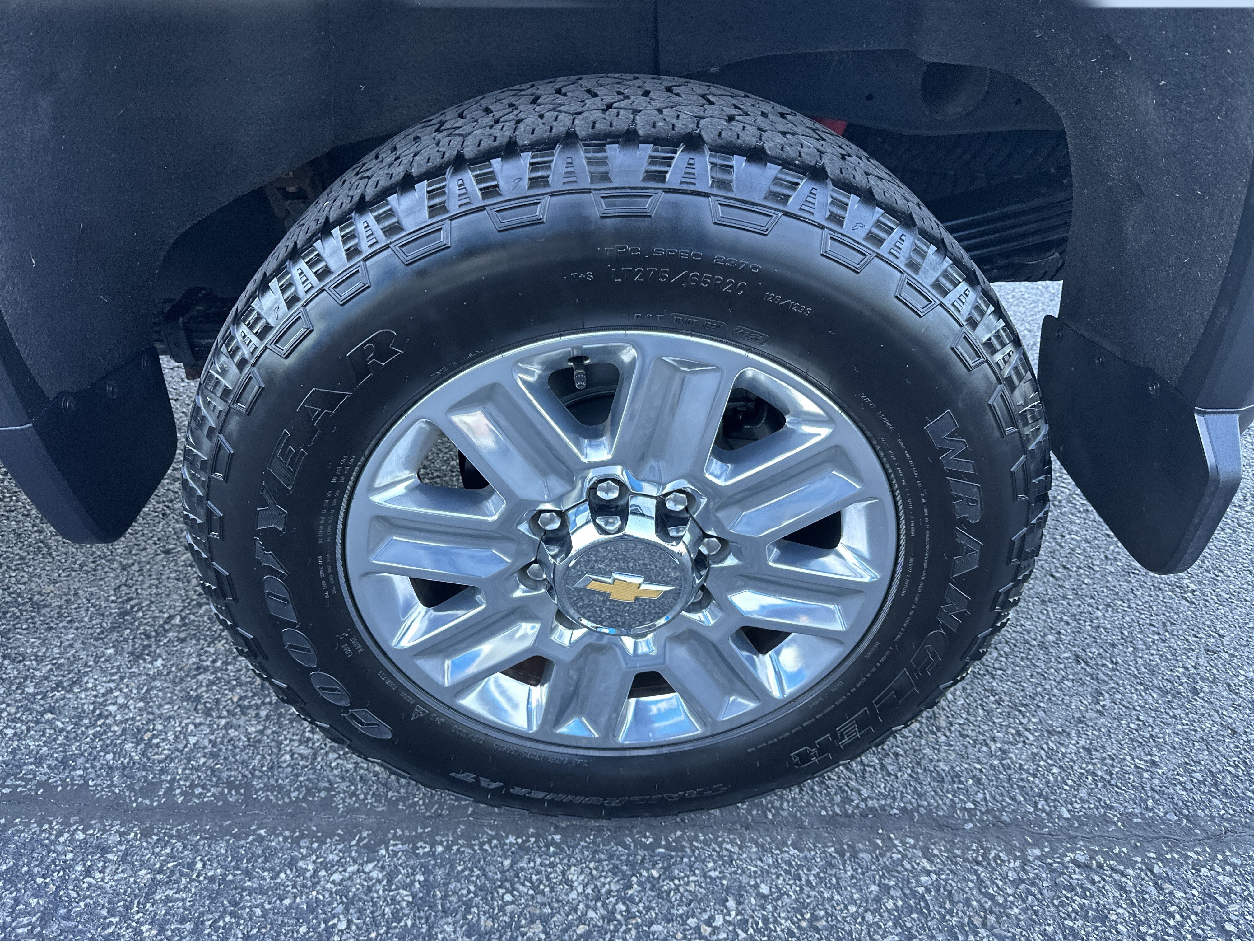 Certified 2024 Chevrolet Silverado 2500 High Country w/ High Country Premium Package AWD/4WD image 7