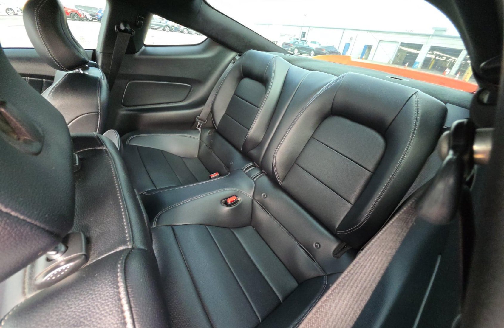 Used 2016 Ford Mustang GT Premium w/ GT Performance Package RWD image 13