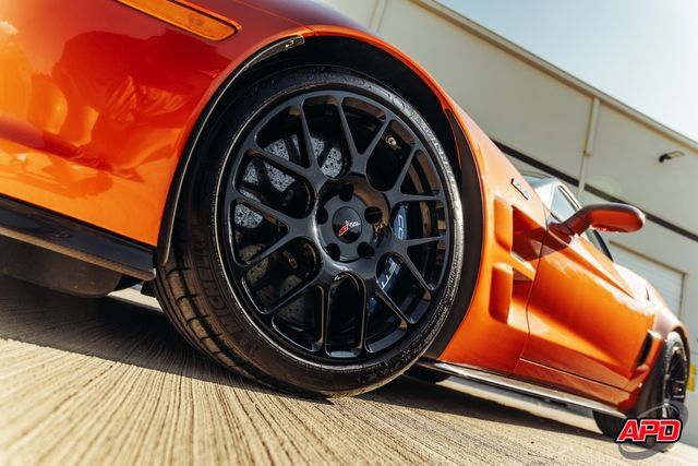 Used 2009 Chevrolet Corvette ZR1 w/ Preferred Equipment Group RWD image 28