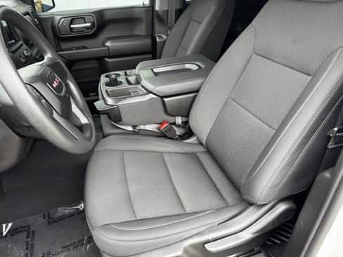 Used 2023 GMC Sierra 1500 Pro w/ Graphite Edition image 5