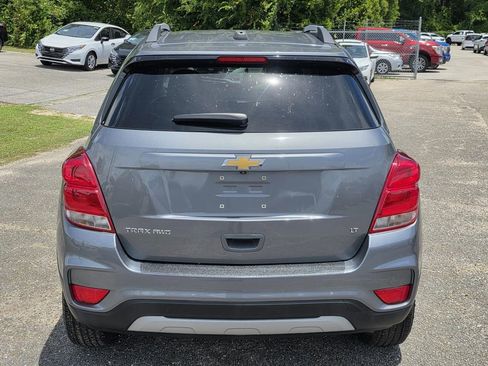 Used 2019 Chevrolet Trax LT w/ LT Convenience Package AWD/4WD image 4