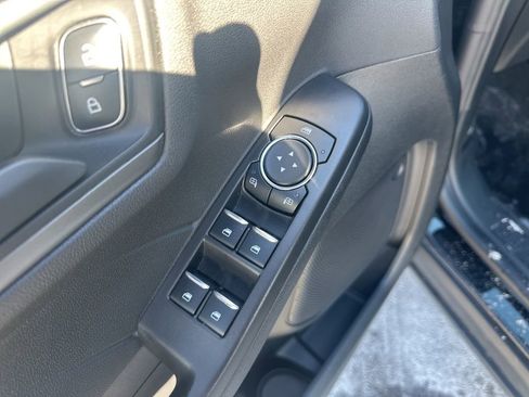 Used 2025 Ford Escape Active image 10