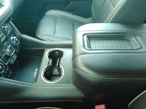 Used 2021 GMC Yukon SLT w/ SLT Luxury Package image 41