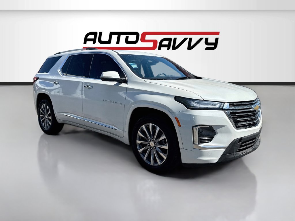 Used 2023 Chevrolet Traverse Premier FWD image 1
