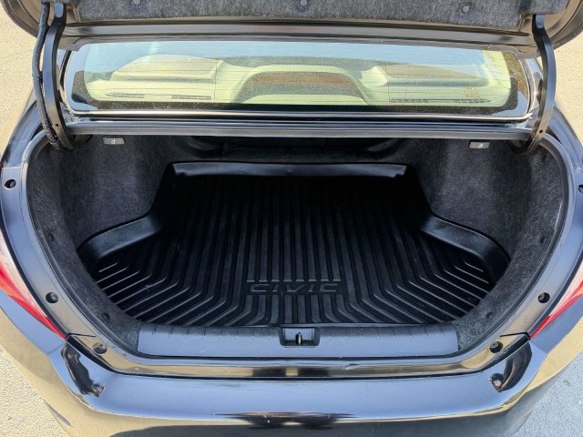 Used 2018 Honda Civic EX image 12