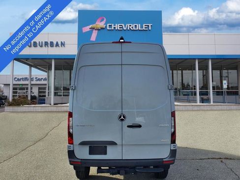 Used 2023 Mercedes-Benz Sprinter 2500 image 5