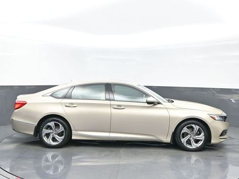 Certified 2018 Honda Accord EX image 7