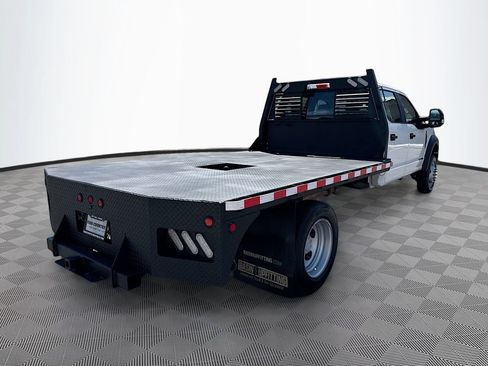 Used 2022 Ford F550 4x4 Crew Cab Super Duty w/ Power Equipment Group image 7