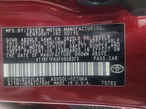 Used 2015 Toyota Camry XLE w/ Moonroof Package image 33