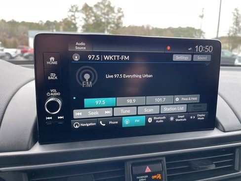 Used 2025 Honda Pilot Elite image 10