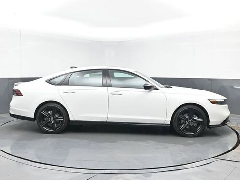 New 2026 Honda Accord Hybrid Sport-L image 11