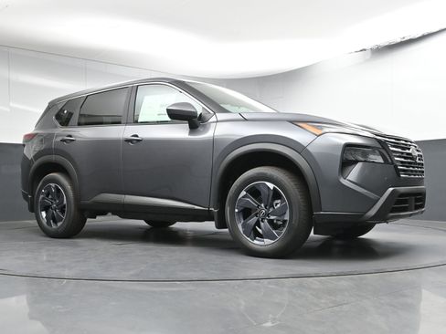 New 2026 Nissan Rogue SV image 24