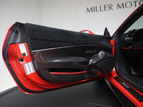 Certified 2019 Ferrari 488 Pista Coupe RWD image 29