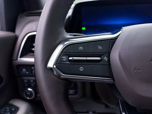 Used 2025 Chevrolet Tahoe Z71 w/ Comfort Package image 33