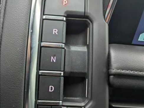 Used 2022 Chevrolet Tahoe LT AWD/4WD image 10