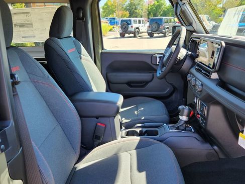 New 2025 Jeep Wrangler Rubicon image 15