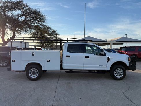 Used 2022 Ford F250 XLT w/ XLT Value Package AWD/4WD image 8