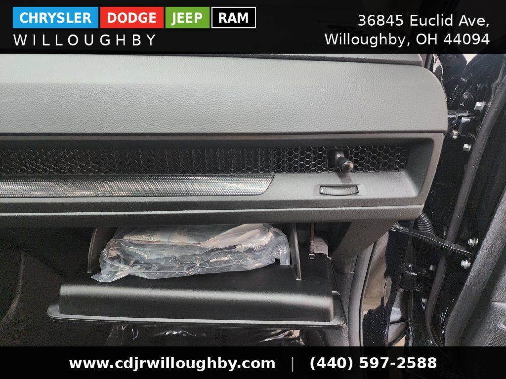 Used 2026 Honda CR-V LX image 33