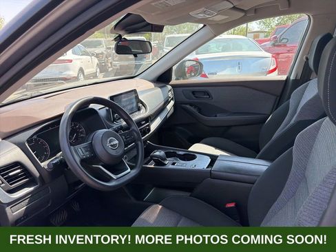 Used 2022 Nissan Rogue S image 7