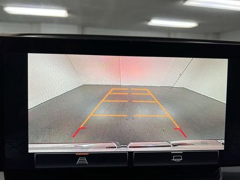 New 2026 GMC Sierra 1500 Elevation w/ Elevation Select Package AWD/4WD image 15