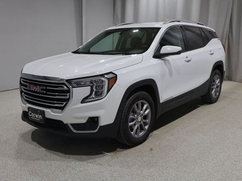 Used 2024 GMC Terrain SLT AWD/4WD image 7