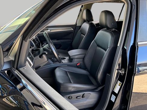Used 2019 Volkswagen Atlas SE FWD image 8