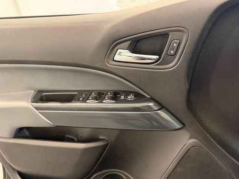 Used 2018 Chevrolet Colorado Z71 RWD image 23