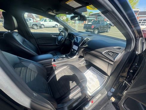 Used 2022 Ford Edge ST-Line AWD/4WD image 23