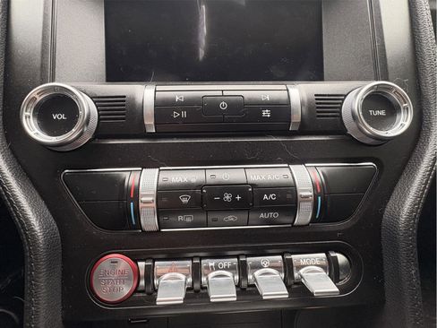 Used 2019 Ford Mustang Coupe w/ Ecoboost Performance Package image 21