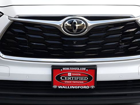 Used 2023 Toyota Highlander Limited AWD/4WD image 8