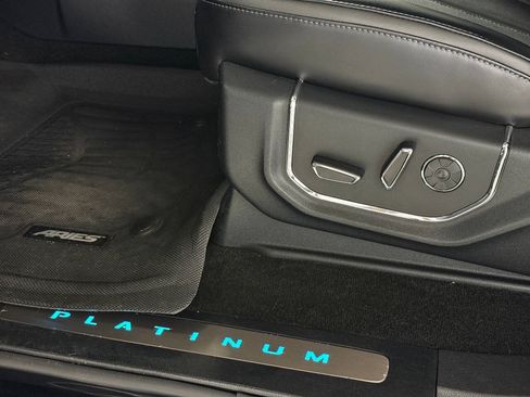 Used 2017 Ford F350 Platinum w/ Platinum Ultimate Package AWD/4WD image 57