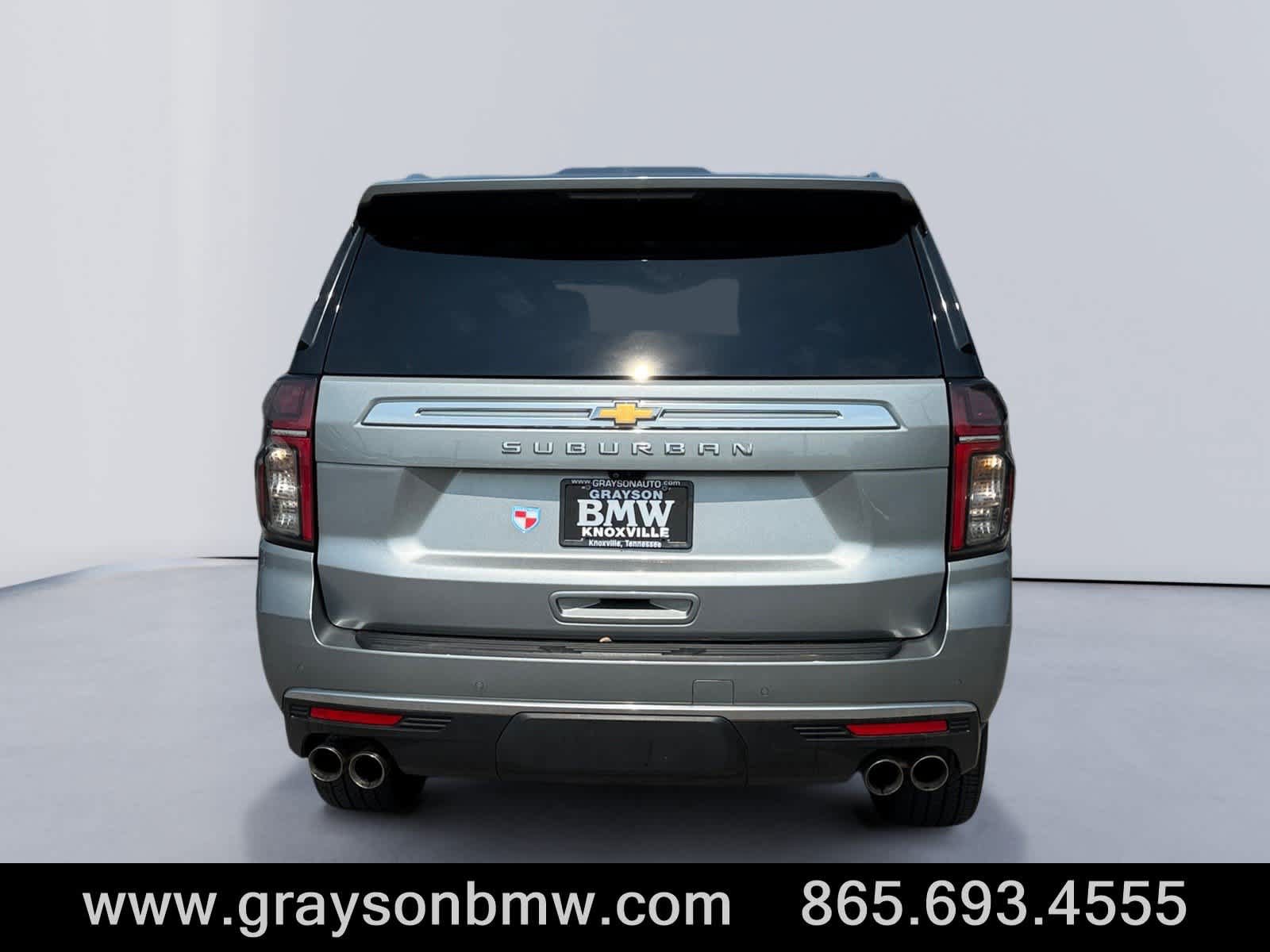 Used 2024 Chevrolet Suburban High Country w/ Premium Package AWD/4WD image 4