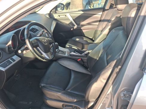Used 2011 MAZDA MAZDA3 s Grand Touring w/ Tech Pkg FWD image 45