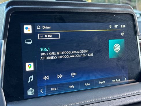 Used 2022 Chevrolet Suburban Premier image 19