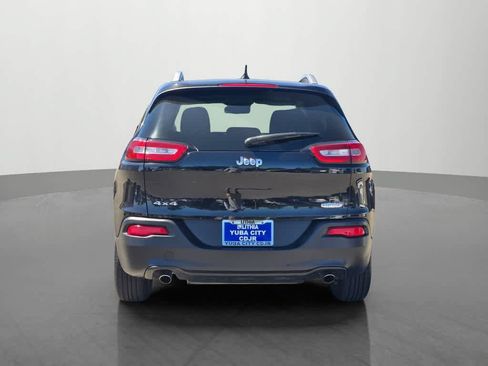 Used 2014 Jeep Cherokee Latitude AWD/4WD image 5