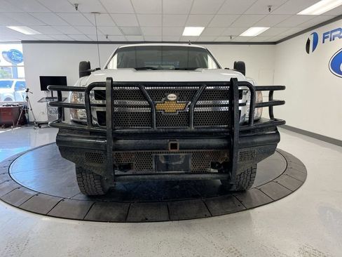Used 2012 Chevrolet Silverado 2500 LT w/ Convenience Package AWD/4WD image 3