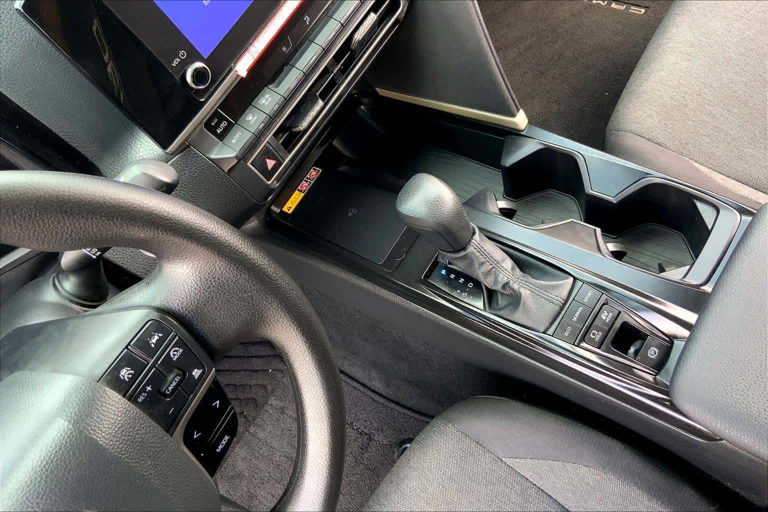 Used 2026 Toyota Camry LE FWD image 16