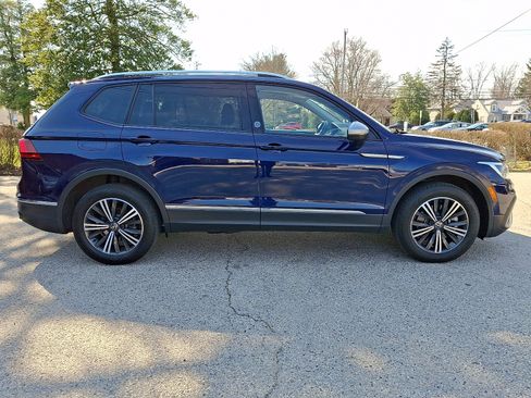 Used 2024 Volkswagen Tiguan Wolfsburg Edition FWD image 7