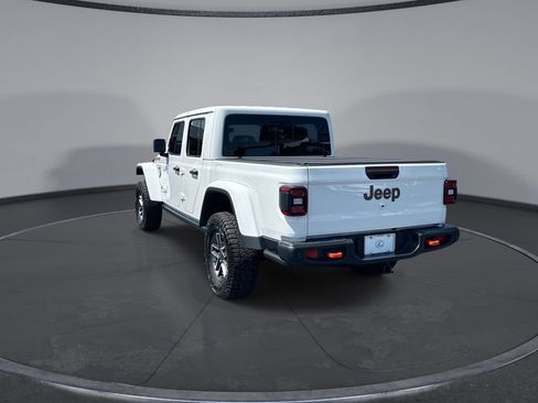 Used 2024 Jeep Gladiator Mojave AWD/4WD image 10