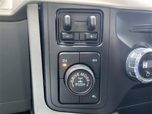 Certified 2021 Ford F150 XLT w/ Equipment Group 302A High image 32