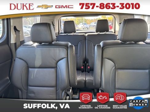 Used 2023 GMC Acadia SLT image 28