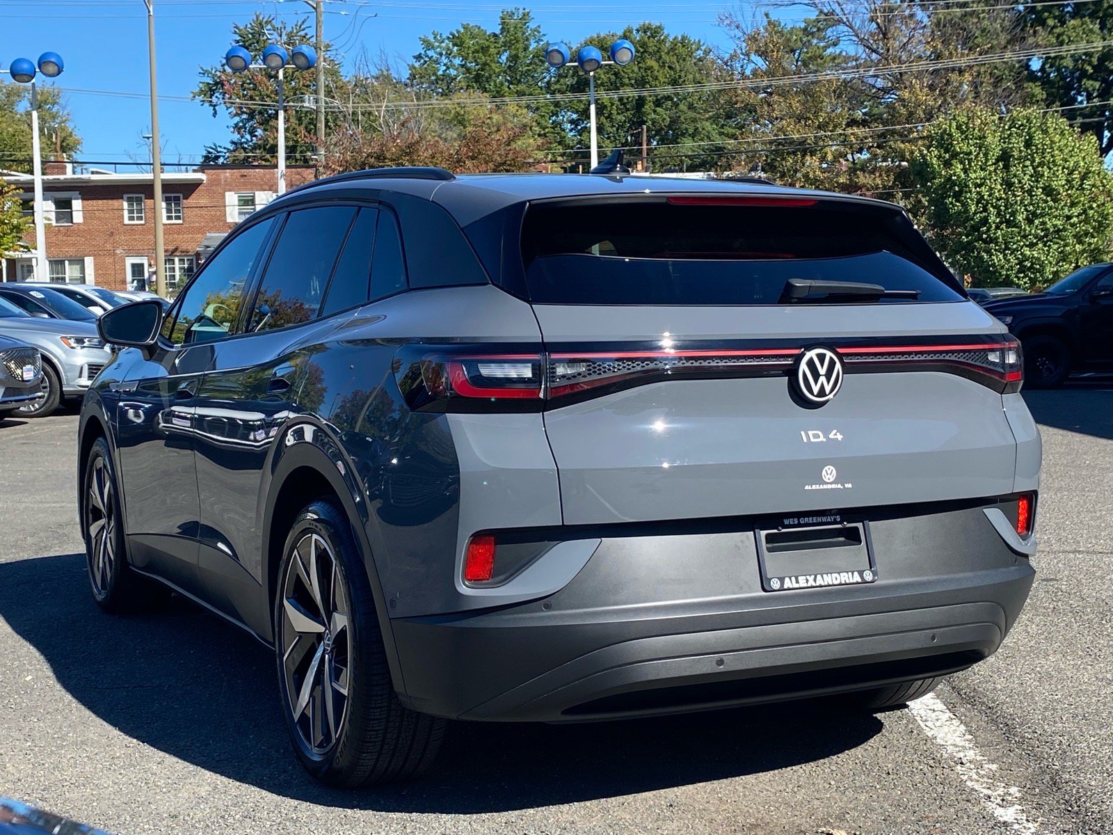 Used 2023 Volkswagen ID.4 Pro S RWD image 5