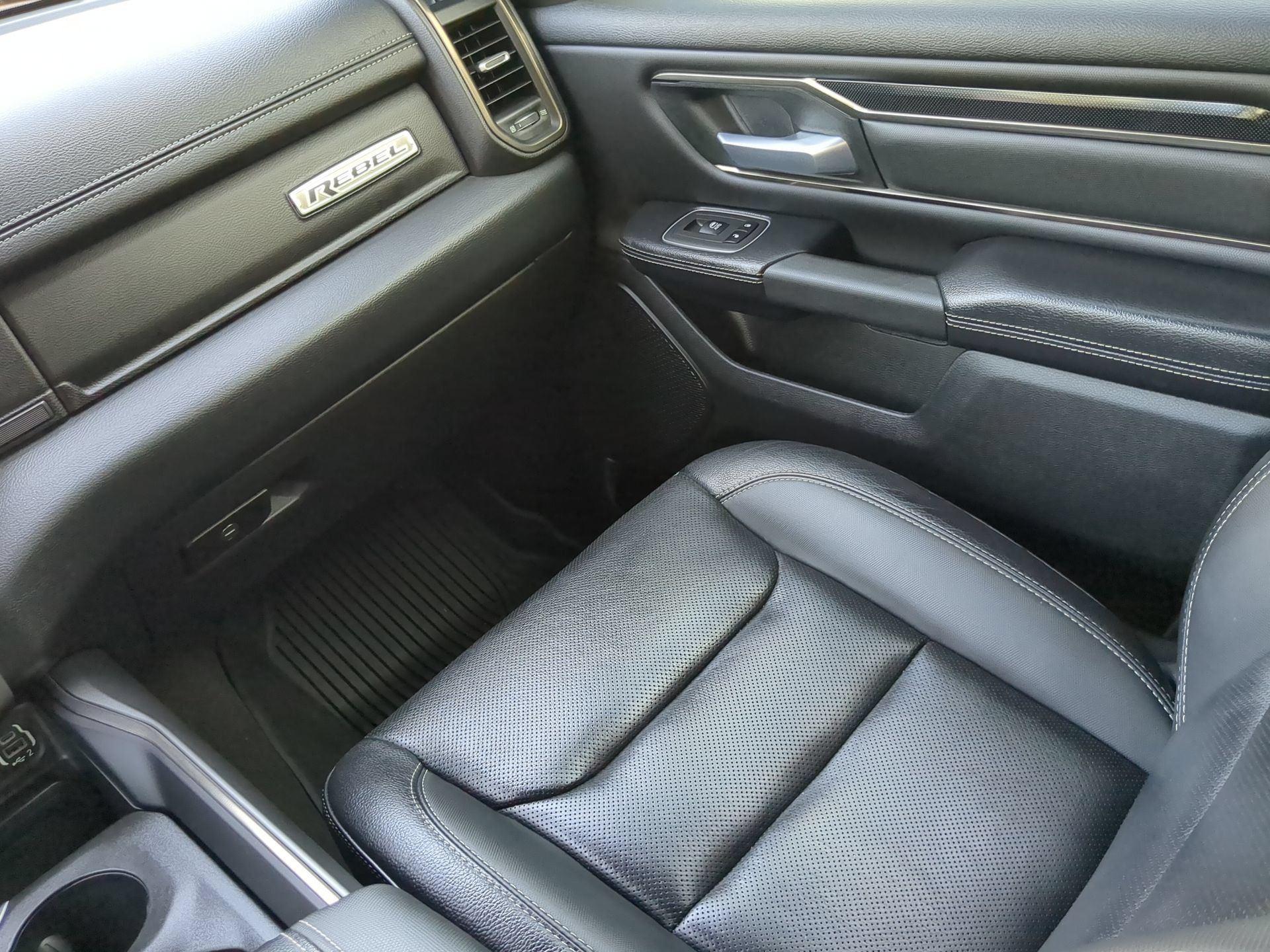 Used 2022 RAM 1500 Rebel w/ Rebel Level 1 Equipment Group AWD/4WD image 53