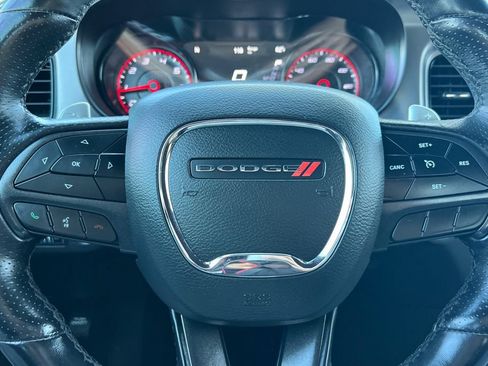 Used 2019 Dodge Charger SXT w/ Blacktop Package AWD/4WD image 25